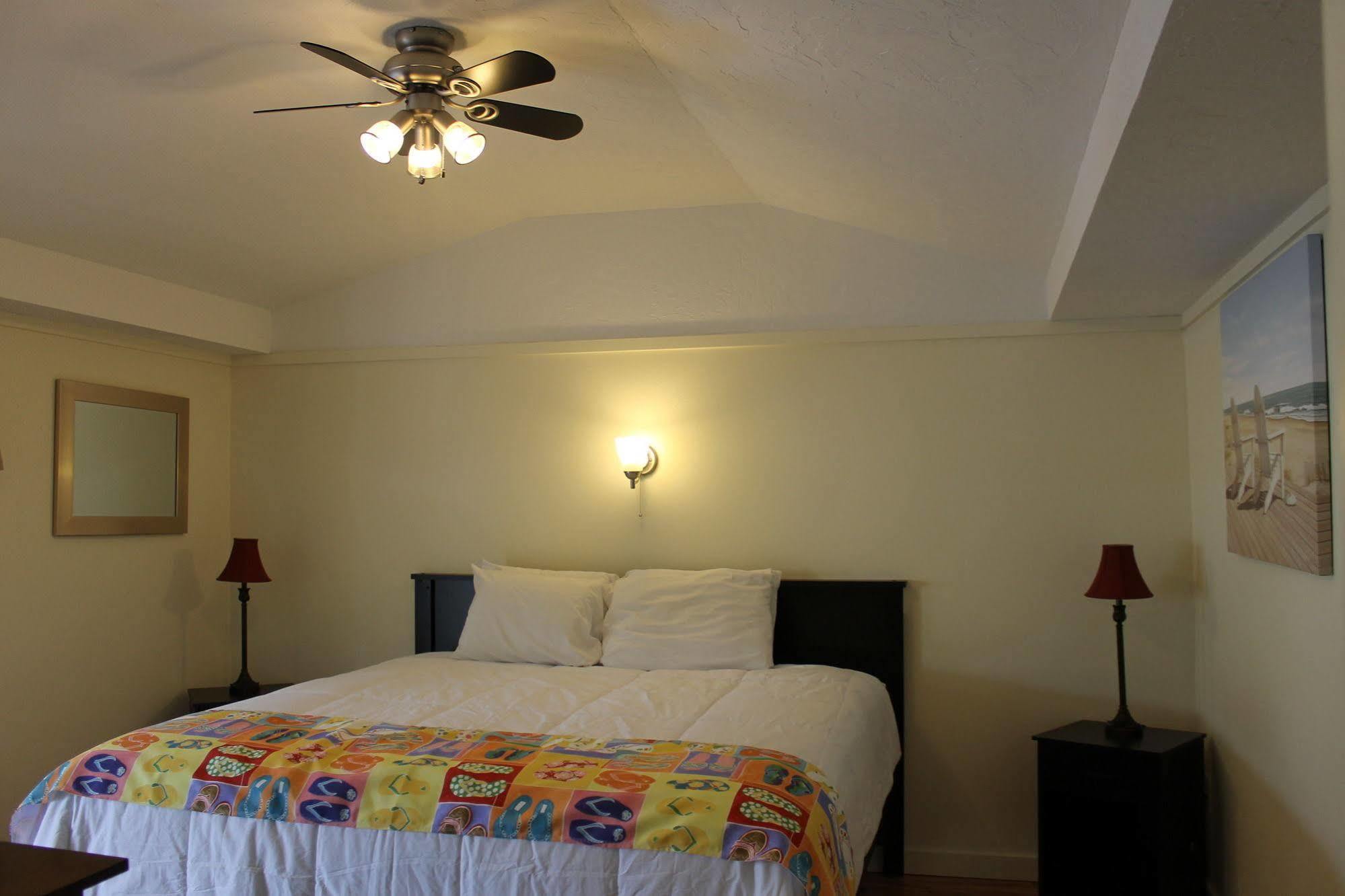 Drake'S Island Resort & Cottages Wells Esterno foto